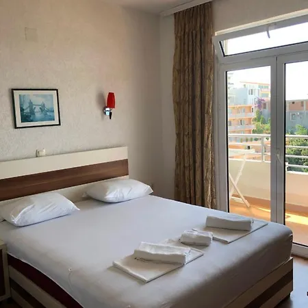 Adriatic Apartments Ulcinj Exterior photo