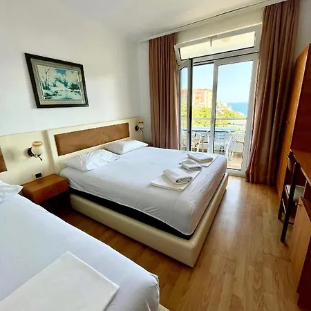 Adriatic Apartments Ulcinj Exterior photo