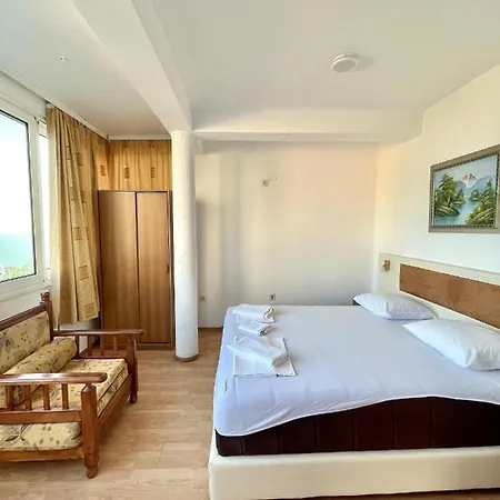 Adriatic Apartments Ulcinj Exterior photo