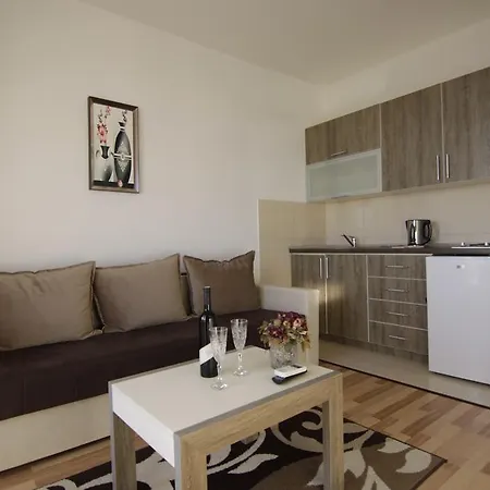 Adriatic Apartments Ulcinj Room photo
