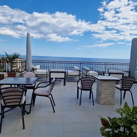 Adriatic Apartments Ulcinj Exterior photo