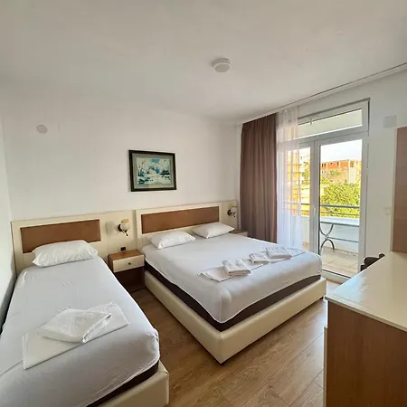 Adriatic Apartments Ulcinj Exterior photo