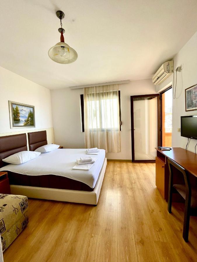 Adriatic Apartment *